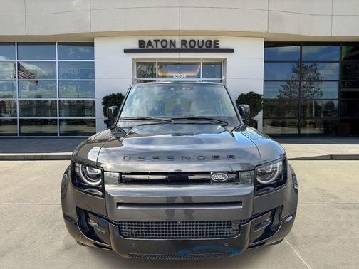 2026 Land Rover Defender P400 X-Dynamic SE