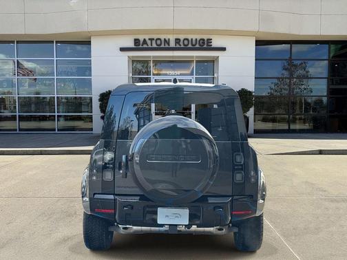 2026 Land Rover Defender P400 X-Dynamic SE