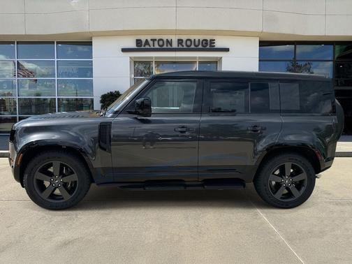 2025 Land Rover Defender P525 V8