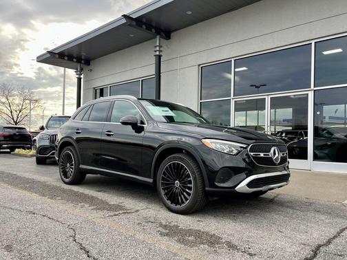 2025 Mercedes-Benz GLC 300 Base 4MATIC