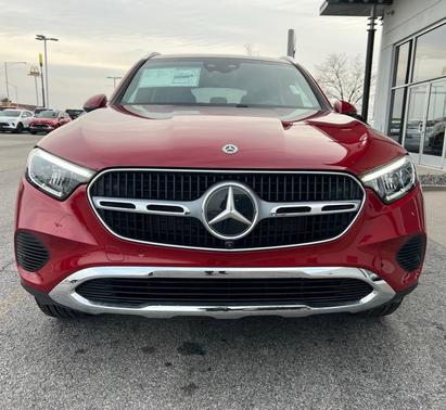 MANUFAKTUR Patagonia Red Metallic 2026 Mercedes-Benz GLC 300 Base