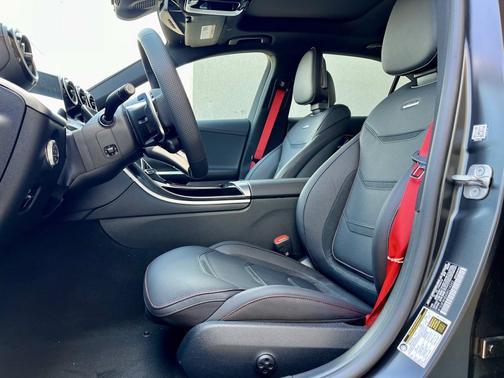 2024 Mercedes-Benz AMG C 43 