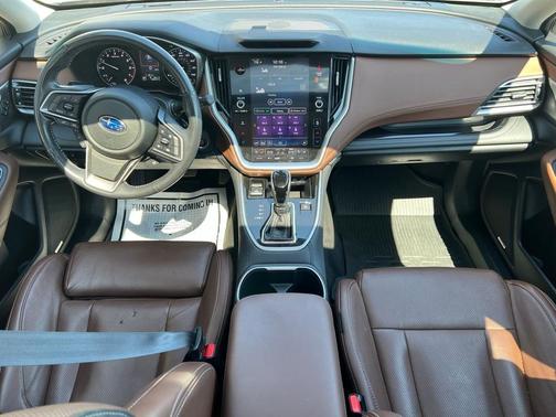 2022 Subaru Outback Touring