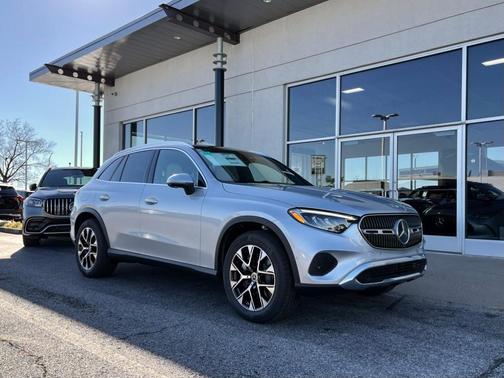 2025 Mercedes-Benz GLC 350e Base 4MATIC