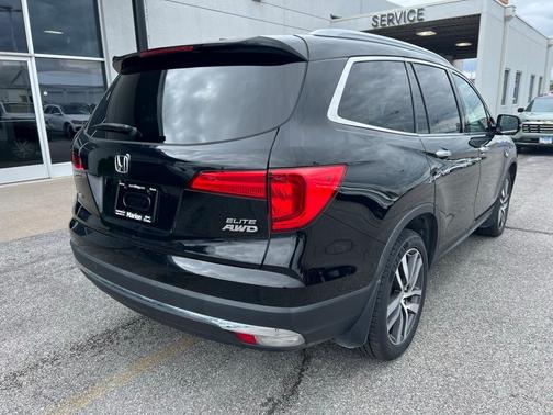 2018 Honda Pilot Elite