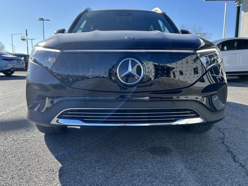 2024 Mercedes-Benz EQB 300 4MATIC