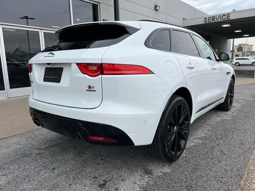 2020 Jaguar F-PACE S