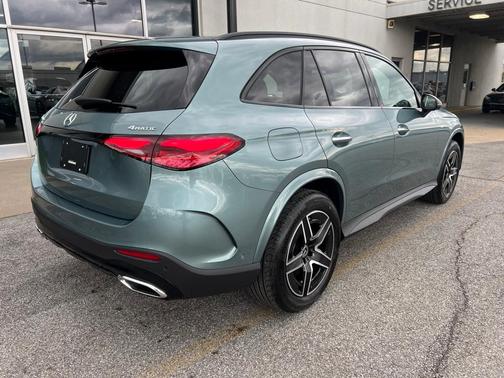 2025 Mercedes-Benz GLC 350e Base 4MATIC
