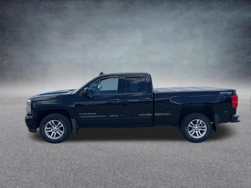 Black 2018 Chevrolet Silverado 1500 LT