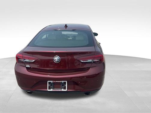 2020 Buick Regal Sportback Essence