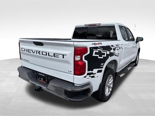 Summit White 2020 Chevrolet Silverado 1500 LT