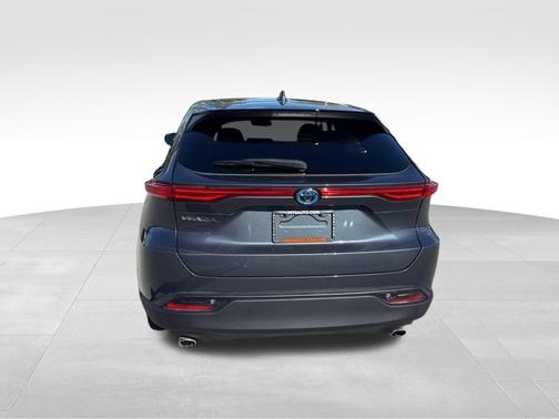 2023 Toyota Venza LE