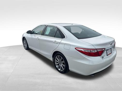 2015 Toyota Camry XLE