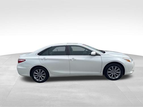 2015 Toyota Camry XLE