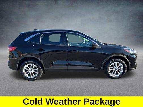 Black Metallic 2021 Ford Escape SE