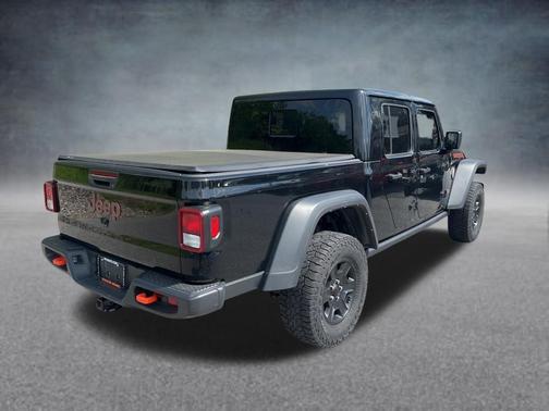 Black Clearcoat 2022 Jeep Gladiator Mojave