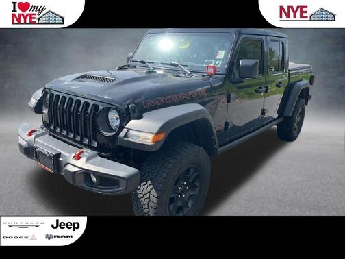 Black Clearcoat 2022 Jeep Gladiator Mojave