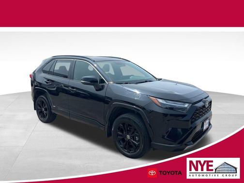 2022 Toyota RAV4 Hybrid SE