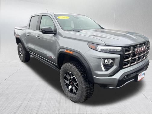 2025 GMC Canyon AT4