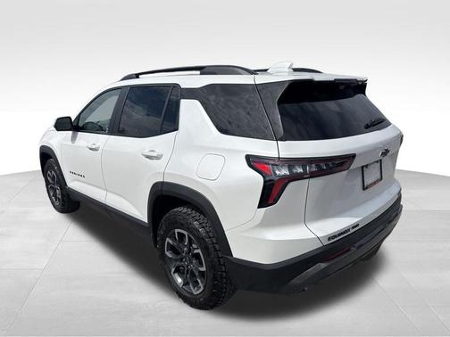 Pearl 2025 Chevrolet Equinox ACTIV