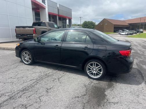 2009 Toyota Corolla LE
