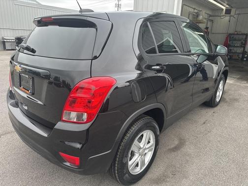 2022 Chevrolet Trax LS