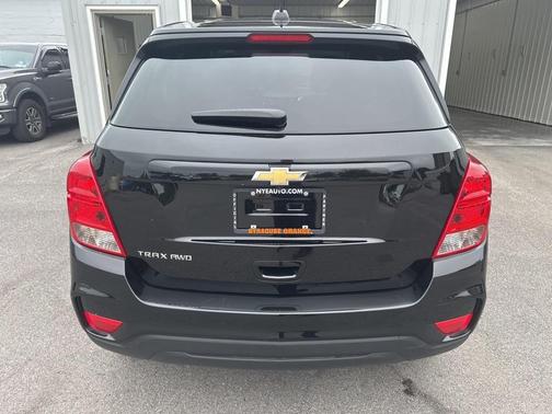 2022 Chevrolet Trax LS