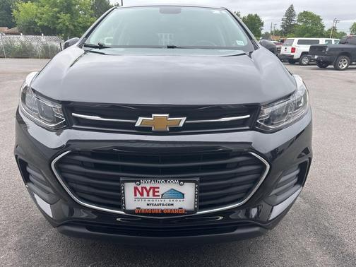 2022 Chevrolet Trax LS