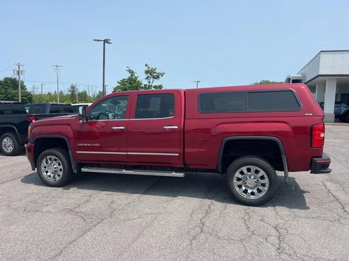 2018 GMC Sierra 2500 Denali