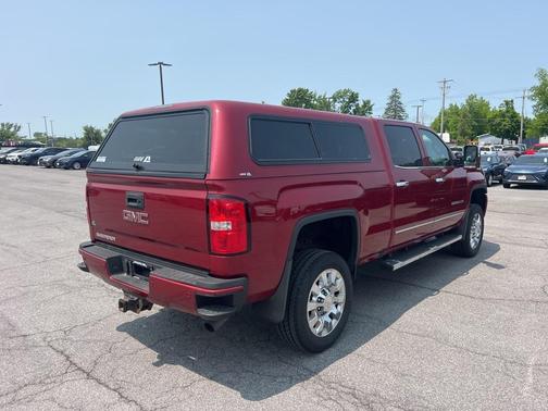 2018 GMC Sierra 2500 Denali