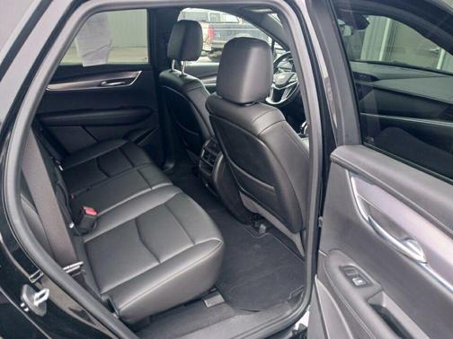 2022 Cadillac XT5 Luxury