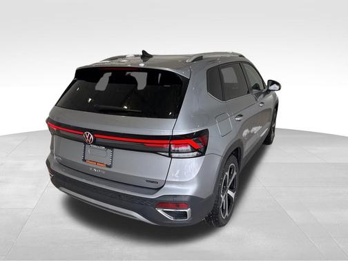 2025 Volkswagen Taos 1.5T SEL