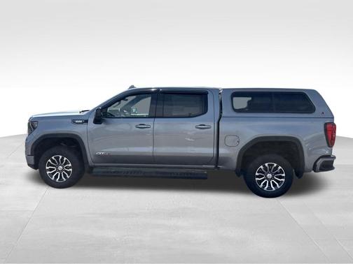 Sterling 2023 GMC Sierra 1500 AT4