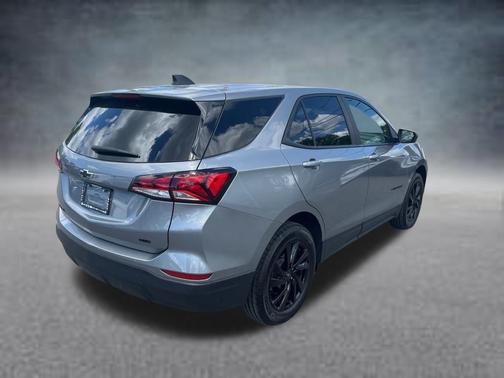 Sterling Gray Metallic 2023 Chevrolet Equinox LS