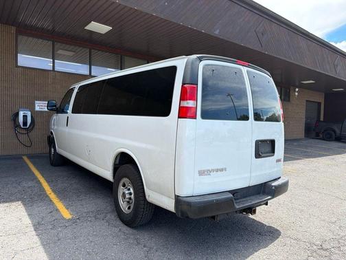 Summit White 2024 GMC Savana 3500 LS