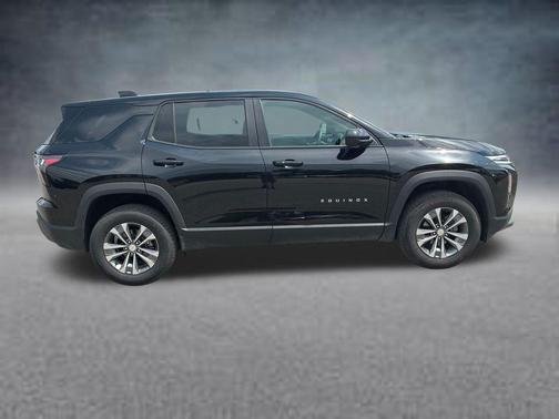 Black Metallic 2026 Chevrolet Equinox LT