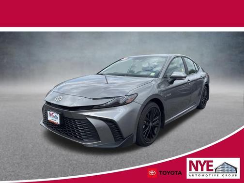 Metal 2025 Toyota Camry SE