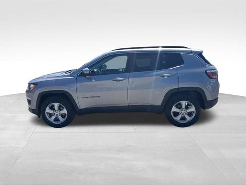 Billet Silver Metallic Clearcoat 2019 Jeep Compass Latitude