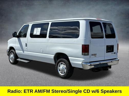 Oxford White 2014 Ford E350 Super Duty XLT