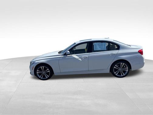 2017 BMW 330 i xDrive