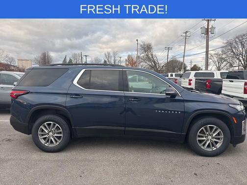 2023 Chevrolet Traverse LT Cloth