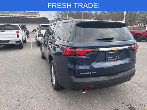2023 Chevrolet Traverse LT Cloth