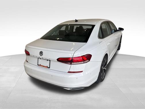 2020 Volkswagen Passat 2.0T SEL