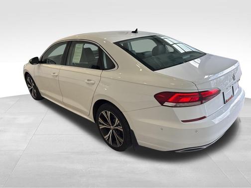 2020 Volkswagen Passat 2.0T SEL