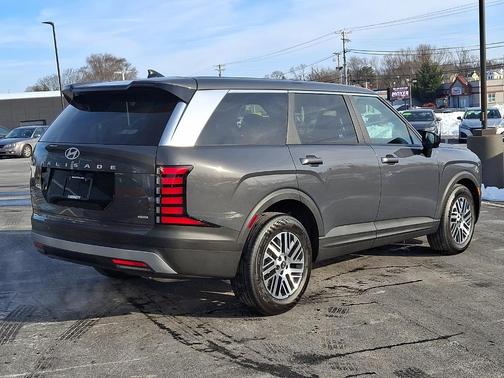 2026 Hyundai PALISADE SE