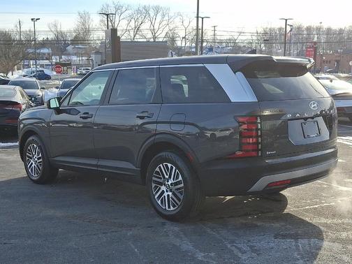 2026 Hyundai PALISADE SE