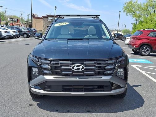Phantom Black 2025 Hyundai TUCSON SEL Convenience