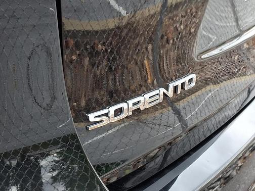 2019 Kia Sorento S