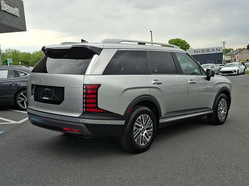 Typhoon Silver Metallic 2026 Hyundai Palisade Hybrid SEL Premium 8P