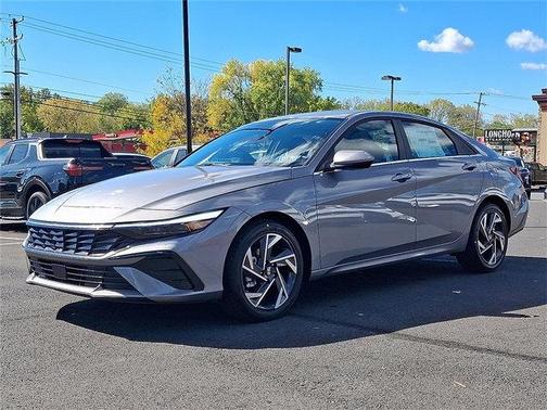 2025 Hyundai ELANTRA SEL Convenience